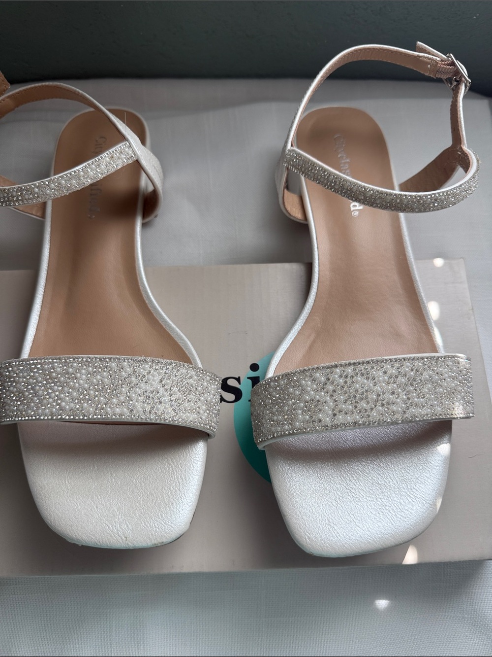 Sparkle Strap White Women's Sandals